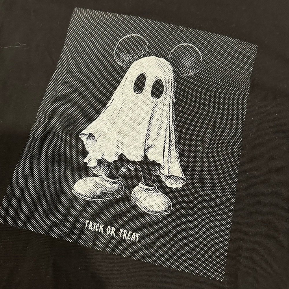 Mickey Mouse Halloween Tee - Picture 2 of 4